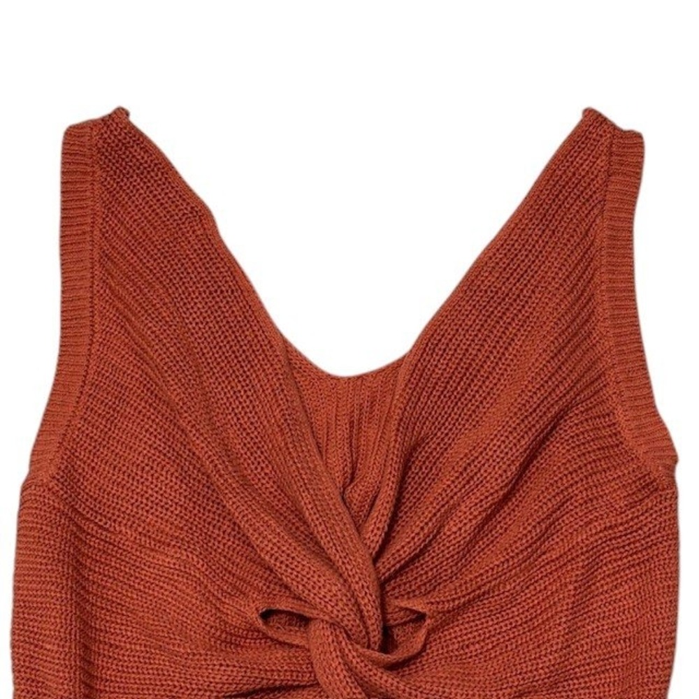 Lulus Knit Crop Top Rust Orange Sleeveless V Neck Twist Back Casual Medium‎ - Picture 8 of 11